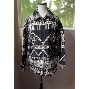 Vintage '90s Fashion Bug Aztec/Southwestern print blanket jacket. Size L.